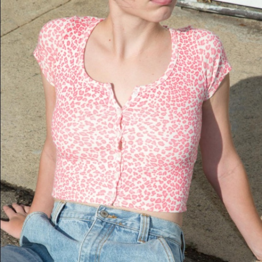 brandy melville pink cheetah zelly and belle tank